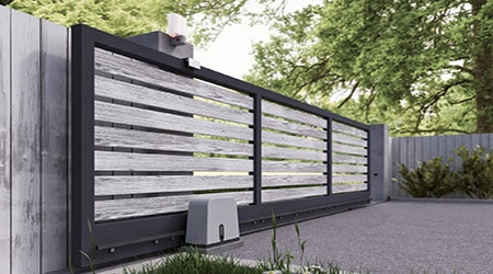 portail-electrique-rail-bois-acier